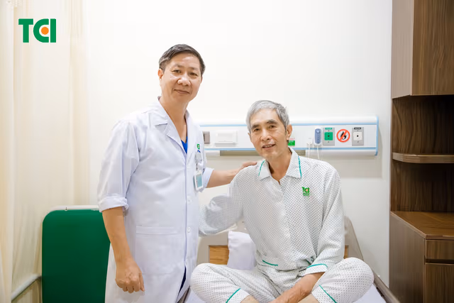 Chuyên gia Ngoại khoa TCI loại bỏ viên đạn gần 50 năm trong cơ thể cựu binh