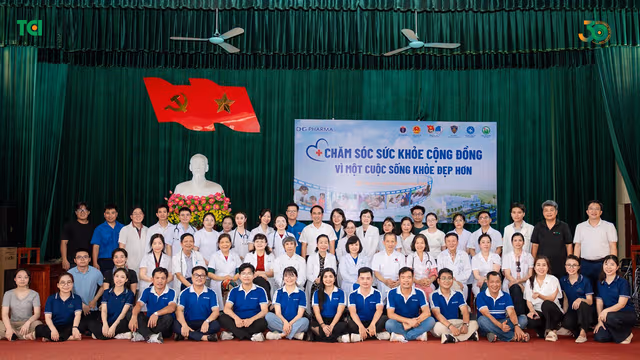 Thu Cúc TCI lan tỏa yêu thương, chăm sóc sức khỏe cho hơn 1.100 người dân xã Phú Long (Ninh Bình)