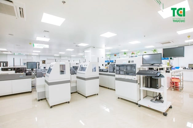 Phòng xét nghiệm đạt tiêu chuẩn quốc tế ISO 15189:2012 phục vụ tận tình chu đáo tại Chuyên khoa Nội thần kinh Hệ thống Y tế Thu Cúc TCI
