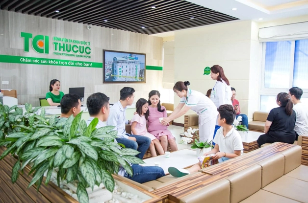 phục vụ tận tình chu đáo tại Chuyên khoa Nội thần kinh Hệ thống Y tế Thu Cúc TCI